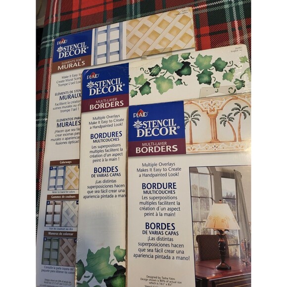 Plaid Stencil Decor Wall Stencil - British Colonial, Garden Lattice, English Ivy - Picture 1 of 9
